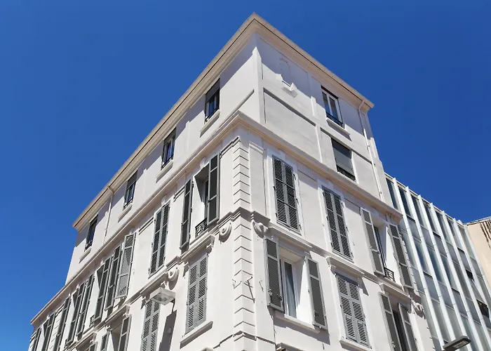 P.l.m. 2* Κάννες