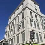 P.l.m. Hotel 2*