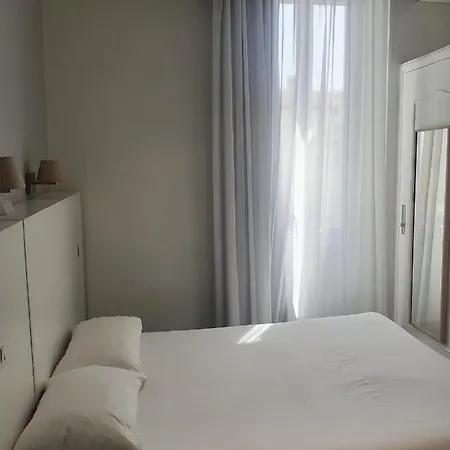 Hotel P.l.m.