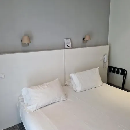 Otel P.l.m.