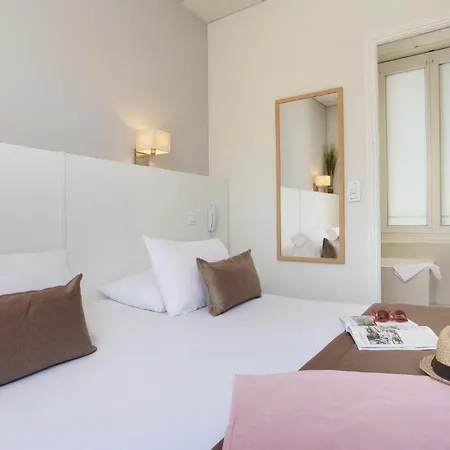 P.l.m. Otel