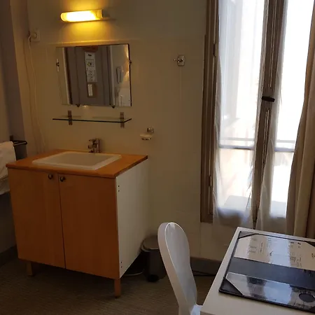 P.l.m. Hotel 2*