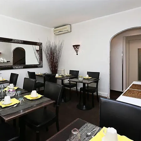 Hotel P.l.m. 2*