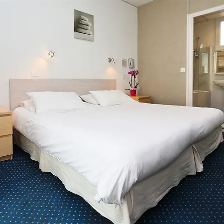 Otel P.l.m.