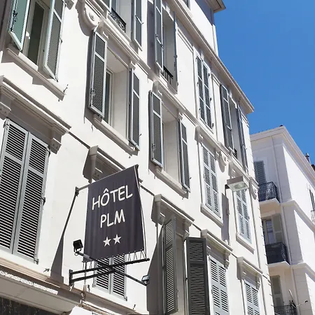 Ξενοδοχείο P.l.m. 2*